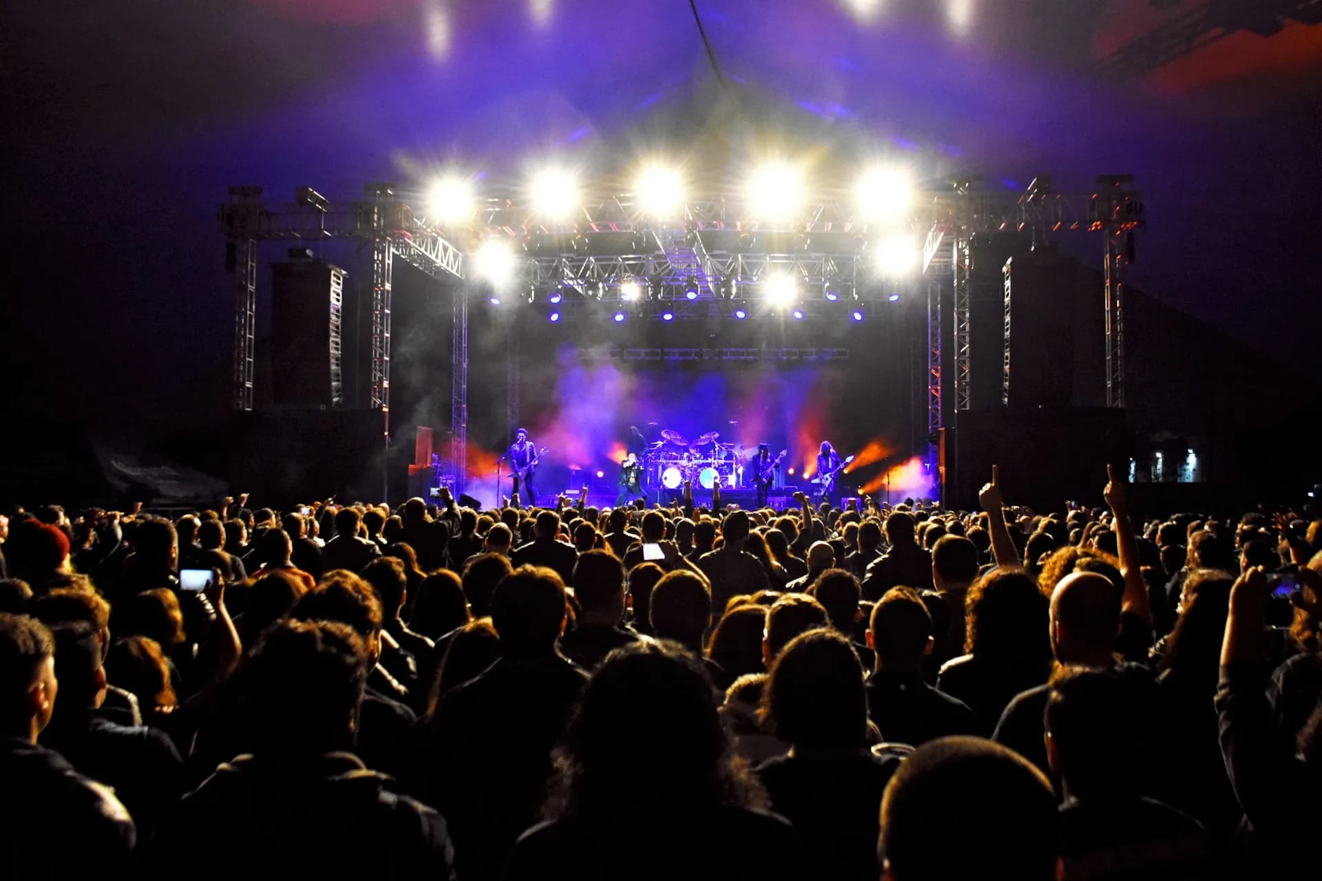 KONSER